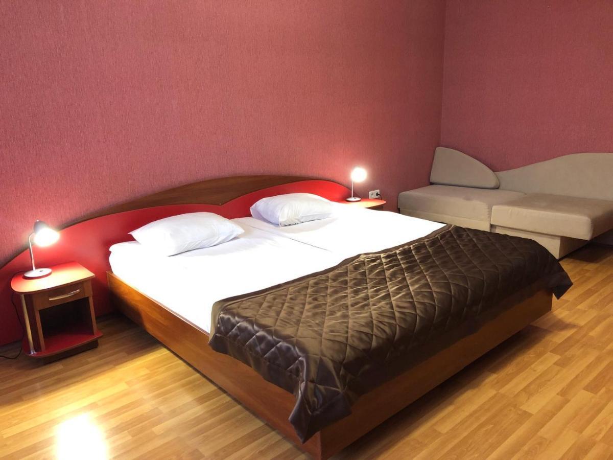 Comfort Hotel Kyiv Exterior foto