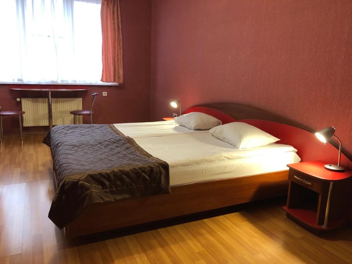 Comfort Hotel Kyiv Exterior foto