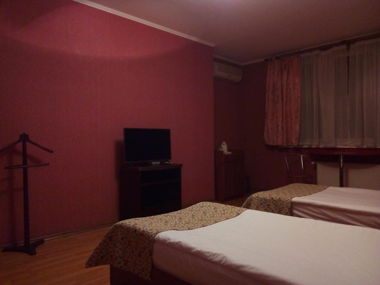 Comfort Hotel Kyiv Exterior foto